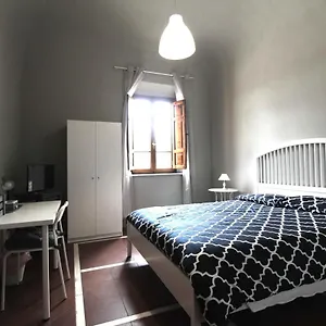 https://bb-le-cascine.it-tuscanyhotel.com